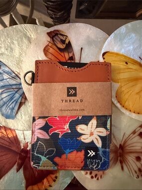Thread Vertical Card Holder/Wallet Floral